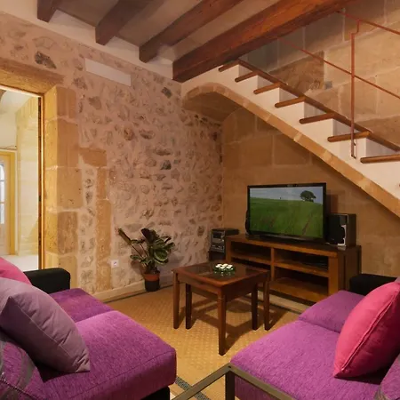 Casa Aina, 15 Holiday home *